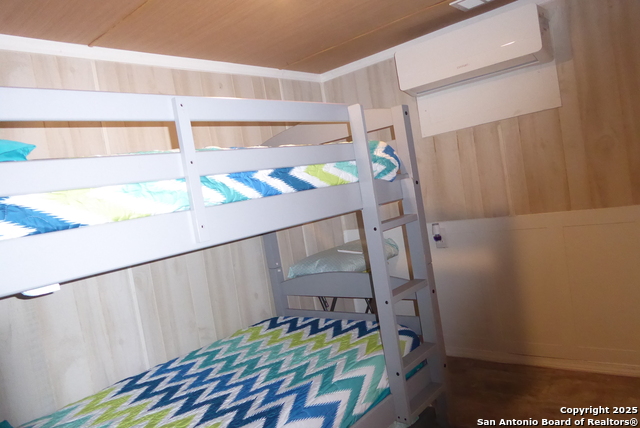 Image 36 of 40 For 849 Tamarack