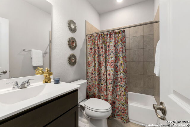 Image 25 of 28 For 28319 Frank Terrace