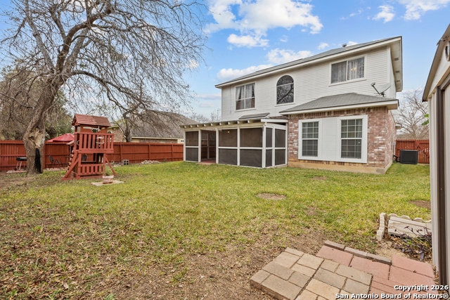 Image 18 of 24 For 6010 Wilde Glen