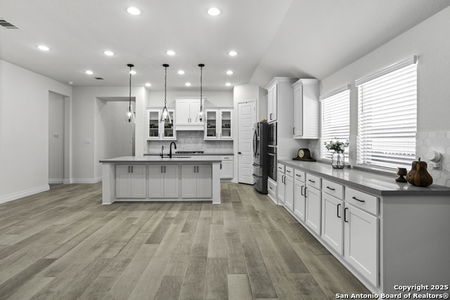 Image 8 of 22 For 2227 Prado