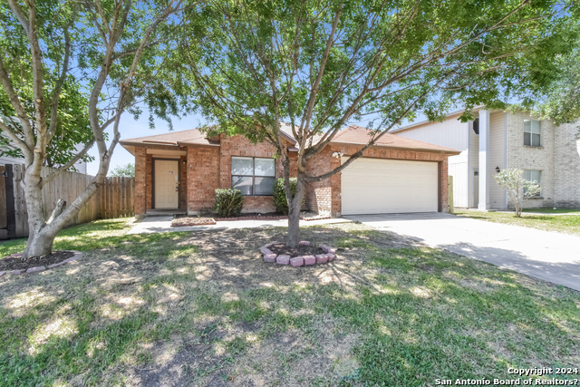 Image 2 of 16 For 8027 Chestnut Cape Dr