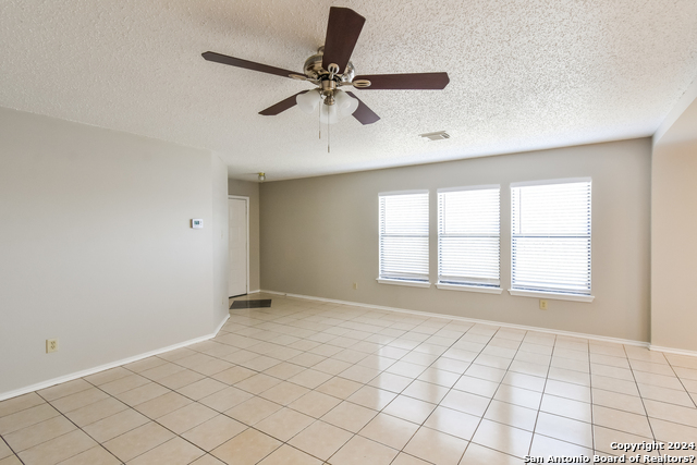 Image 3 of 16 For 8027 Chestnut Cape Dr