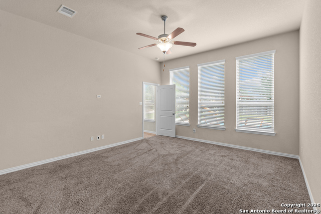 Image 28 of 45 For 944 Raceland Rd