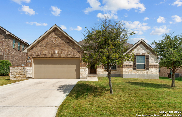 Image 3 of 45 For 944 Raceland Rd