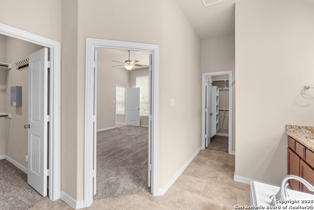 Image 30 of 45 For 944 Raceland Rd