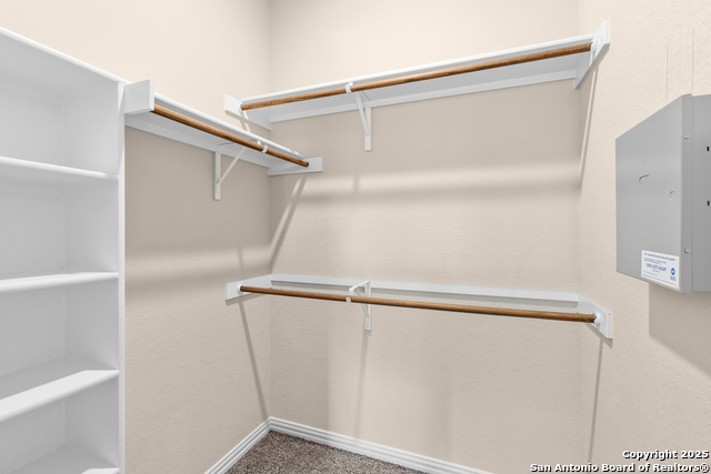 Image 32 of 45 For 944 Raceland Rd