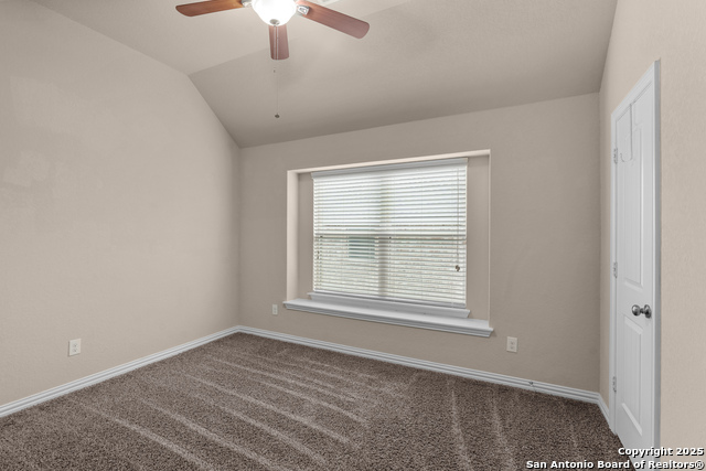 Image 35 of 45 For 944 Raceland Rd