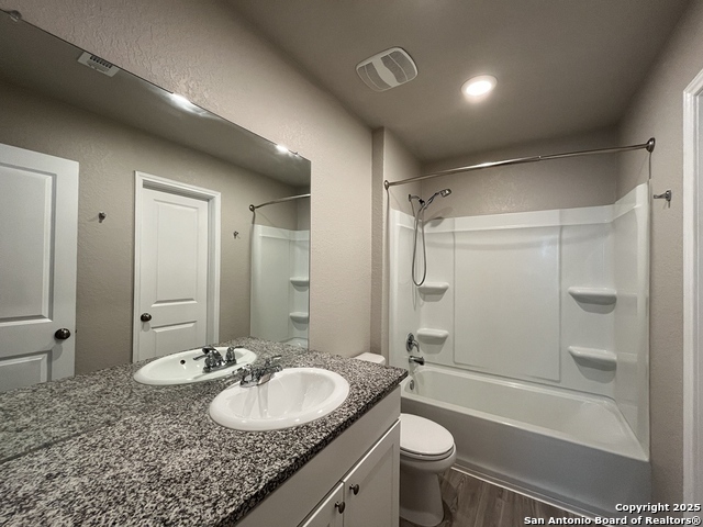 Image 17 of 38 For 754 Ambush Ridge