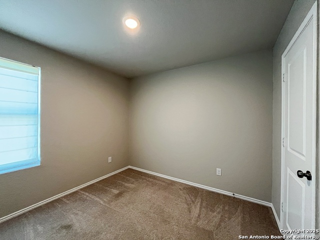 Image 20 of 38 For 754 Ambush Ridge