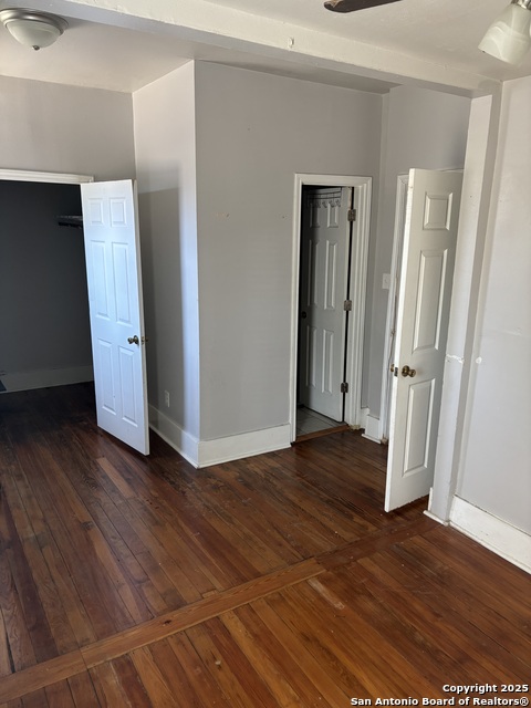 Image 10 of 12 For 838 King Ave