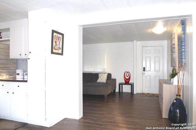 Image 12 of 40 For 1884 Live Oak