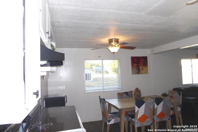 Image 18 of 40 For 1884 Live Oak