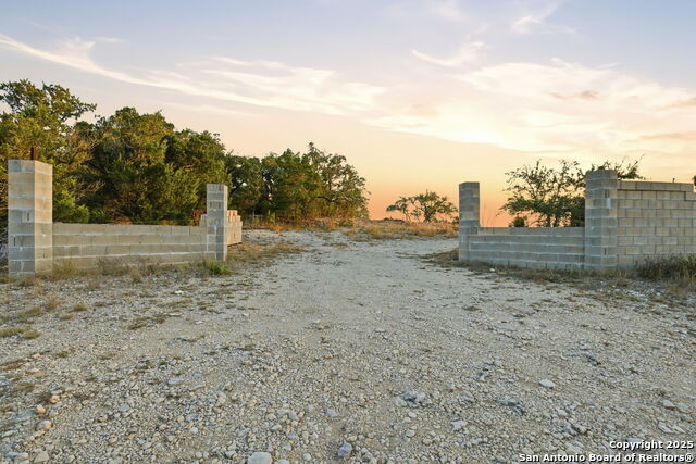 Image 2 of 35 For 30150 Roadrunner