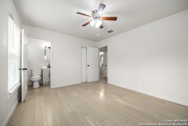 Image 20 of 43 For 258 Antrim Dr