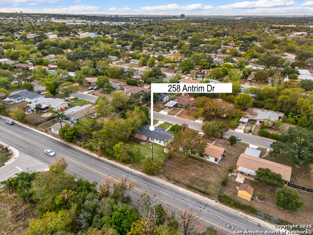 Image 32 of 43 For 258 Antrim Dr