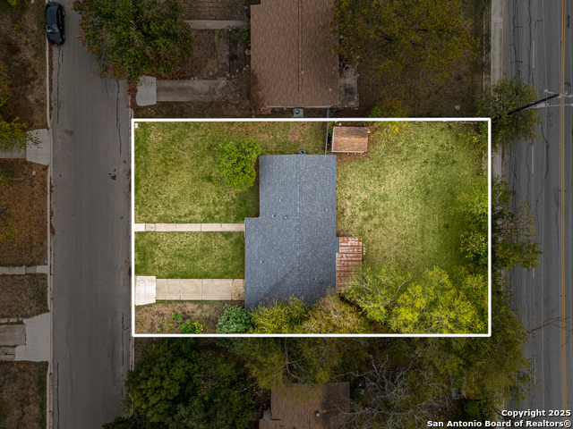 Image 39 of 43 For 258 Antrim Dr