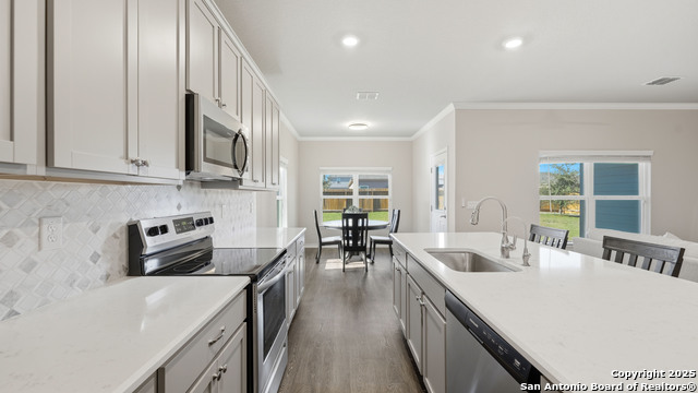 Image 10 of 37 For 266 Rolling