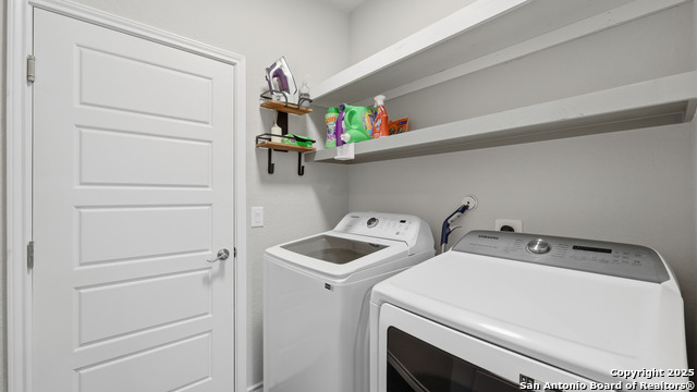 Image 31 of 37 For 266 Rolling