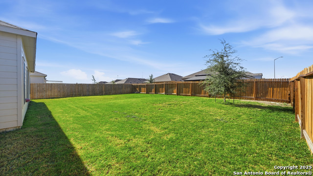 Image 34 of 37 For 266 Rolling