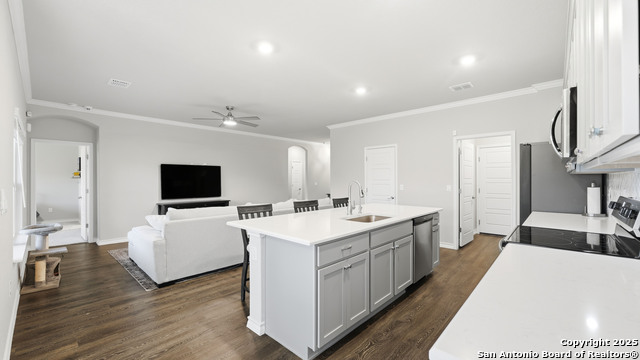 Image 9 of 37 For 266 Rolling