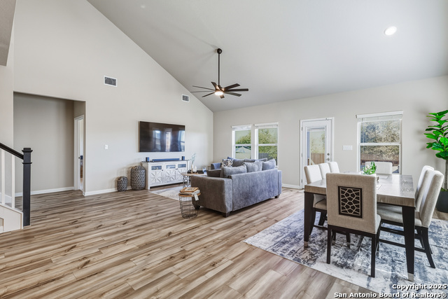 Image 7 of 24 For 410 Shelton Pass