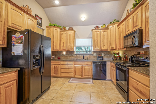 Image 24 of 55 For 569 Rose Branch Dr