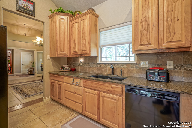 Image 27 of 55 For 569 Rose Branch Dr