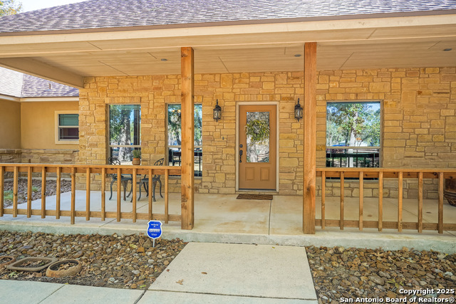 Image 7 of 55 For 569 Rose Branch Dr