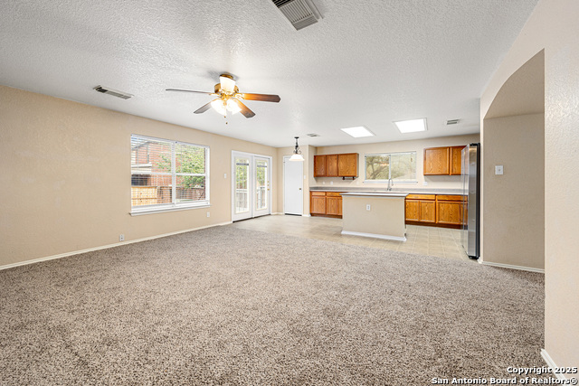 Image 12 of 43 For 807 Mandolin Wind