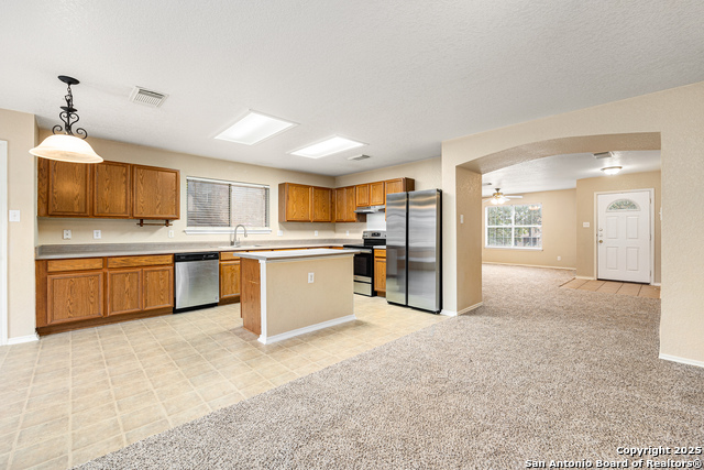 Image 13 of 43 For 807 Mandolin Wind