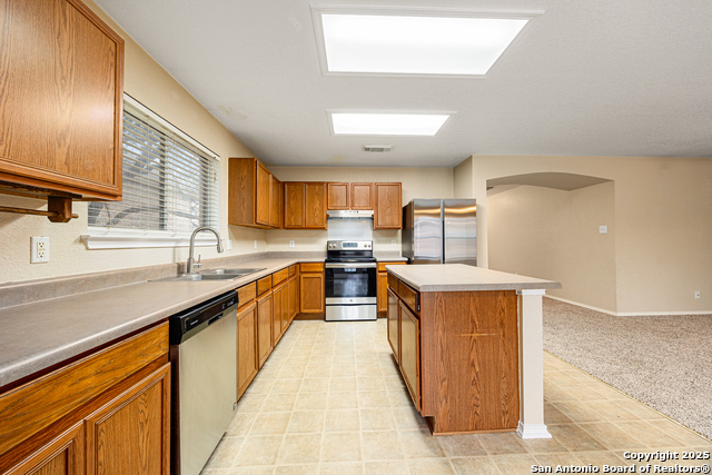 Image 16 of 43 For 807 Mandolin Wind