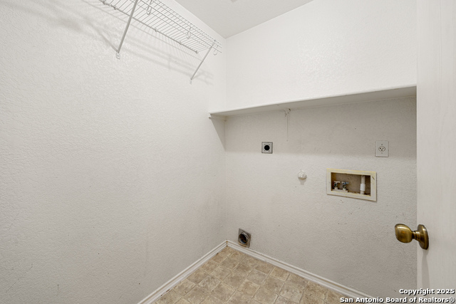 Image 30 of 43 For 807 Mandolin Wind