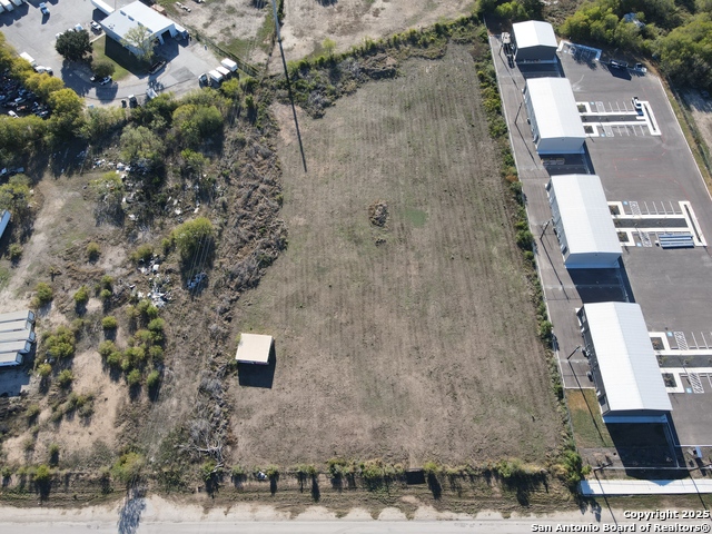 Listing photo id 8 for 12620 Zarzamora St S