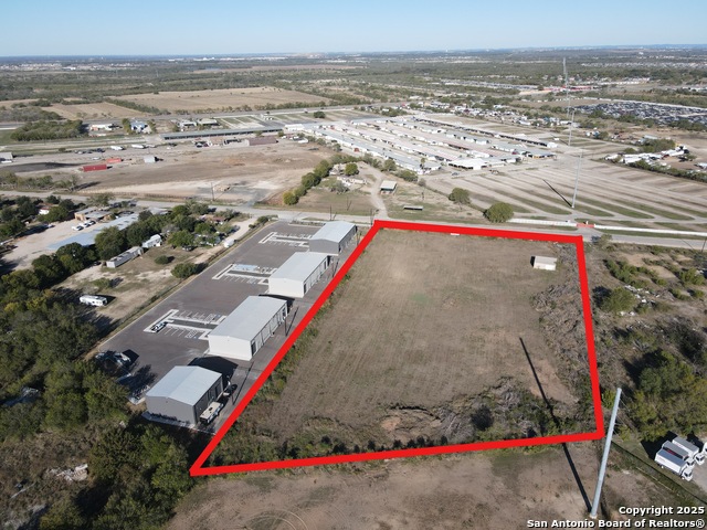 Listing photo id 4 for 12620 Zarzamora St S