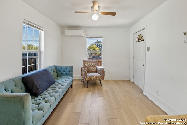 Image 4 of 13 For 1519 Sabinas N