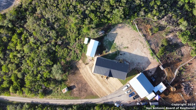 Listing photo id 29 for 639 County Road 4614