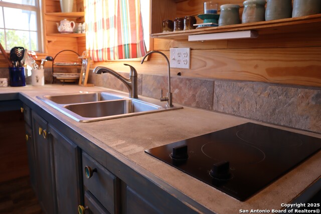 Image 15 of 33 For 248 Lakeshore