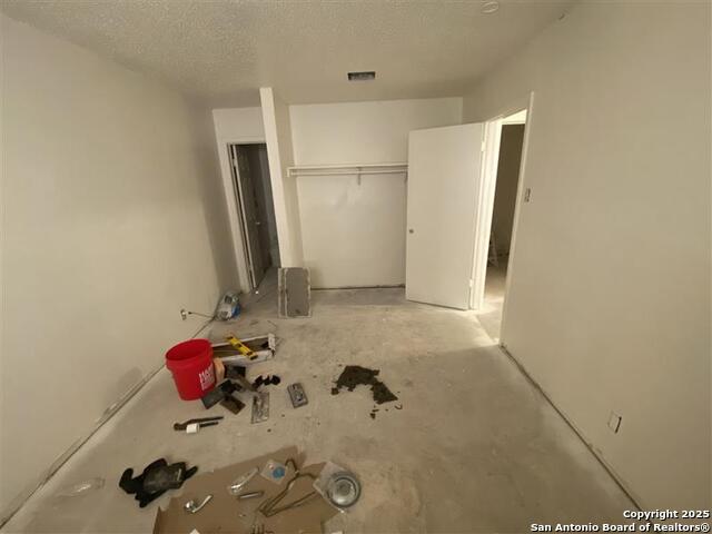 Image 11 of 14 For 2507 Corian Glen