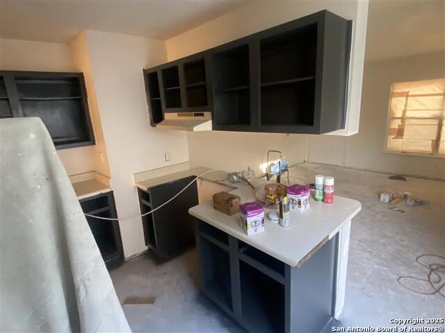 Image 7 of 14 For 2507 Corian Glen