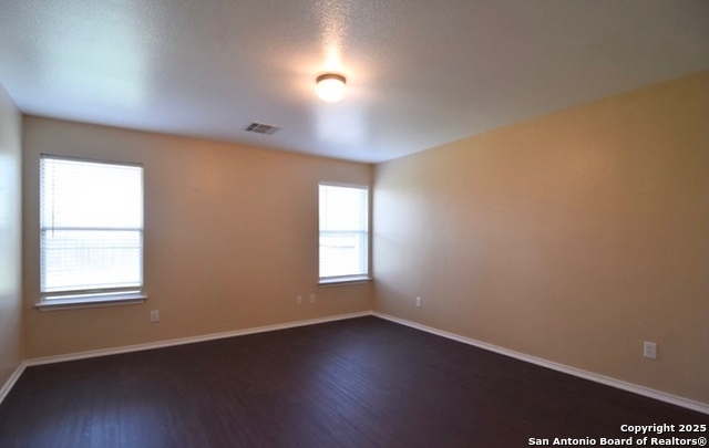 Image 10 of 29 For 9011 Hilltop Crossing Dr