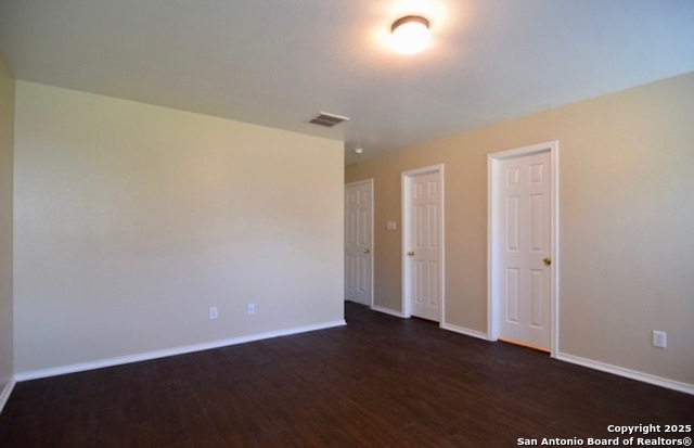 Image 11 of 29 For 9011 Hilltop Crossing Dr