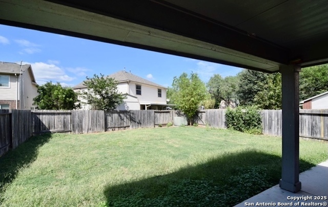 Image 25 of 29 For 9011 Hilltop Crossing Dr