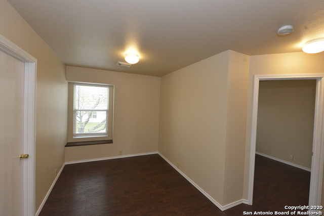 Image 11 of 17 For 5610 Timber Haven