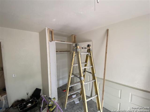 Image 10 of 15 For 5504 Little Creek