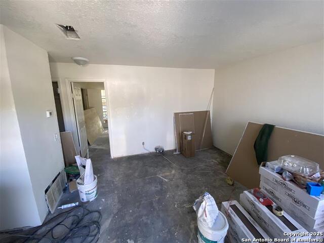 Image 4 of 15 For 5504 Little Creek