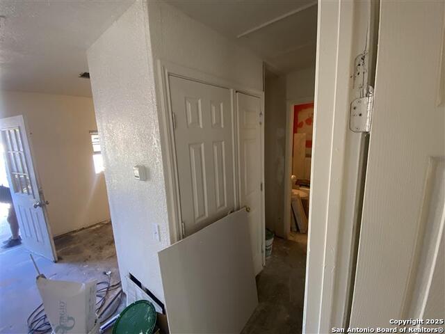 Image 7 of 15 For 5504 Little Creek