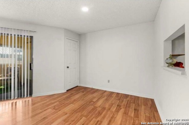 Image 3 of 16 For 11843 Braesview 2006