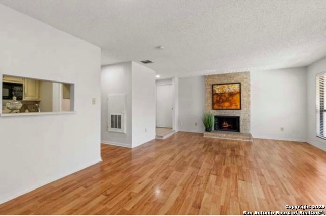 Image 5 of 16 For 11843 Braesview 2006