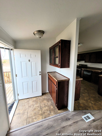 Image 14 of 39 For 2072 County Road 421