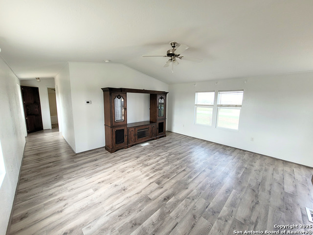 Image 16 of 39 For 2072 County Road 421